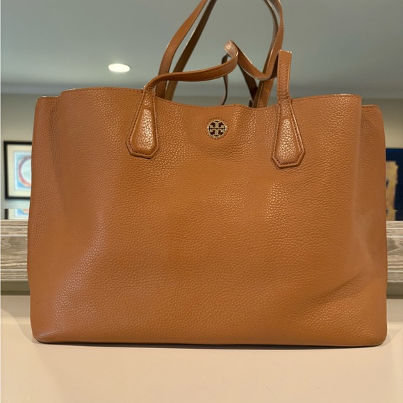 Tory Burch Handbags - Tory Burch Brown Leather Tote